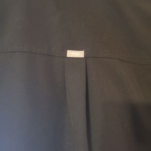 Gently used FIGS Woman's Scrub Top